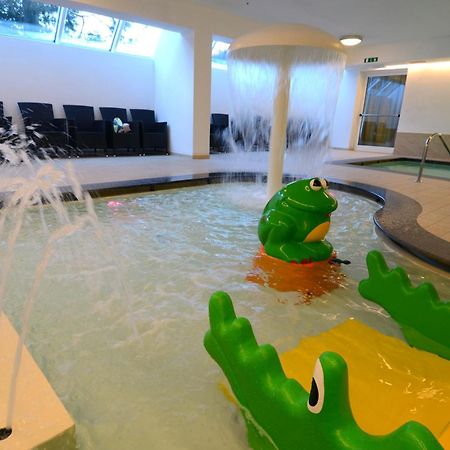 Resort Dolce Casa - Family & Spa Hotel Моена Екстериор снимка