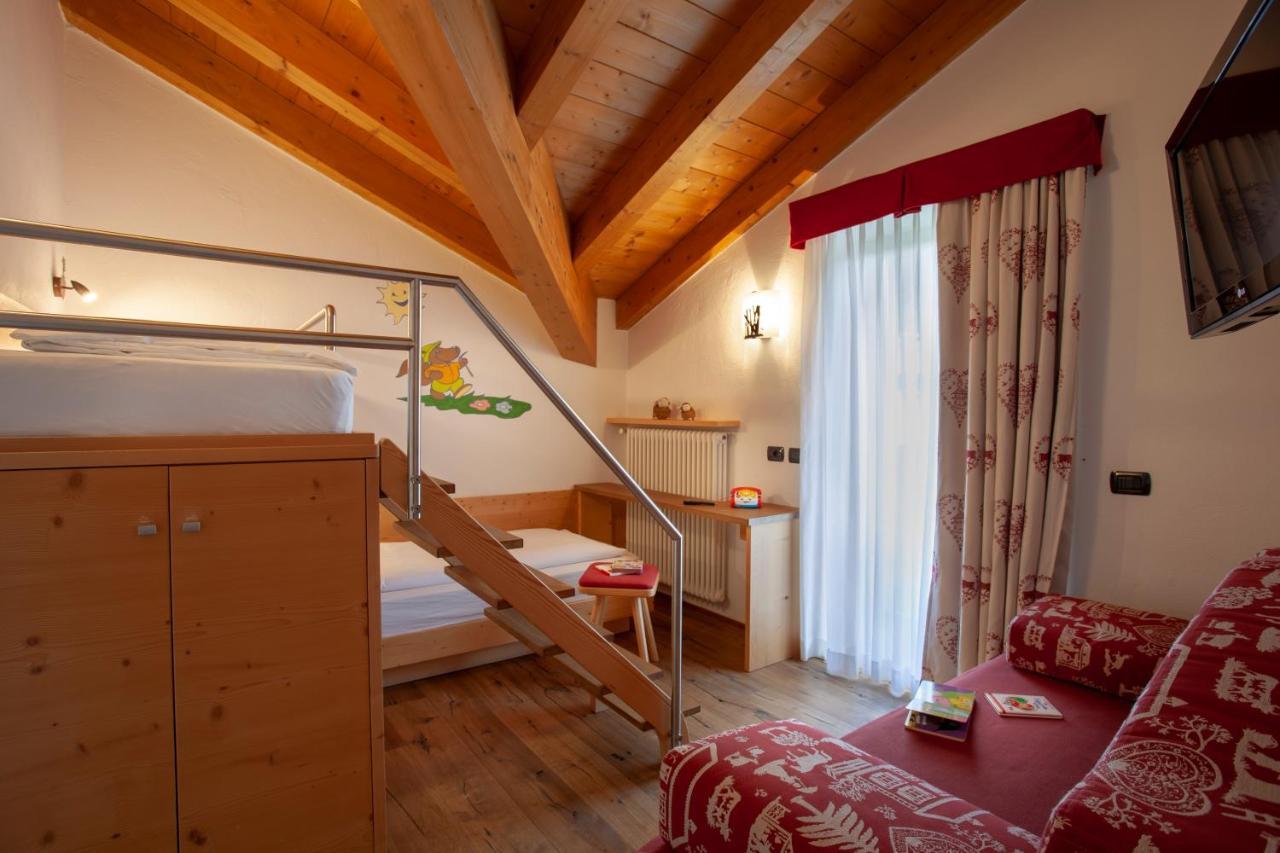 Resort Dolce Casa - Family & Spa Hotel Моена Екстериор снимка